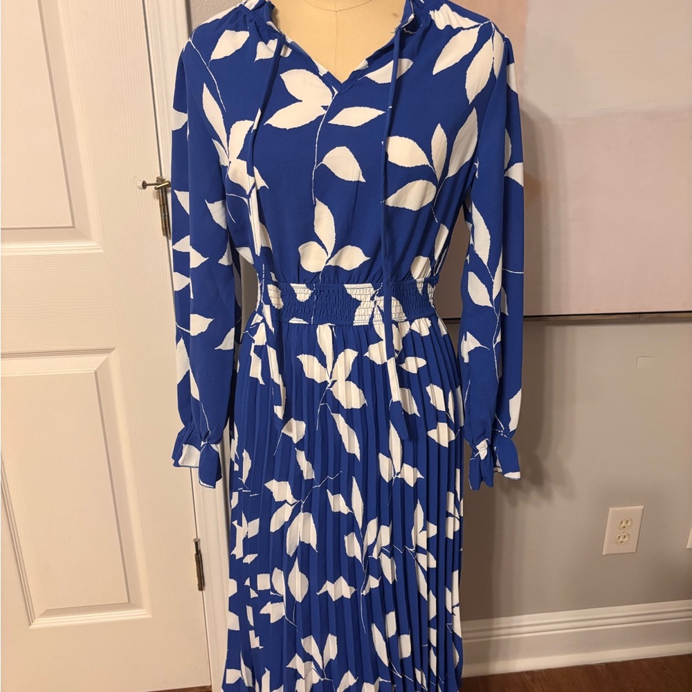 Blue and White Floral Women's Dress